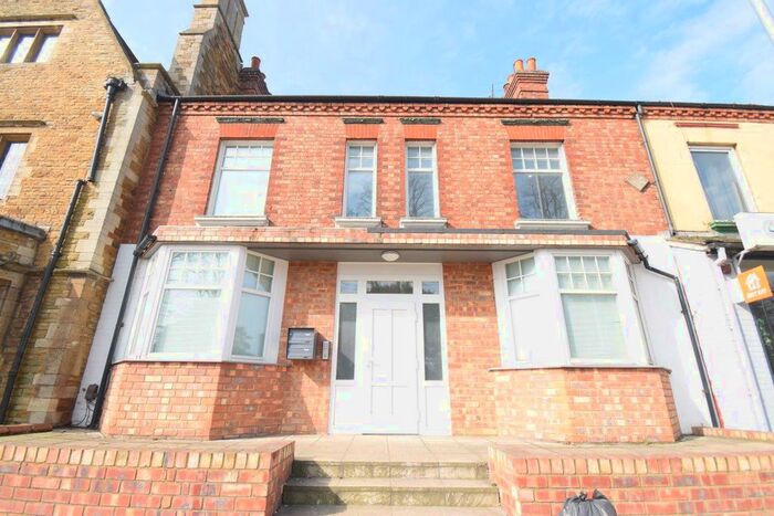 1 Bedroom Flat To Rent In Harborough Road, Kingsthorpe, Northampton, NN2