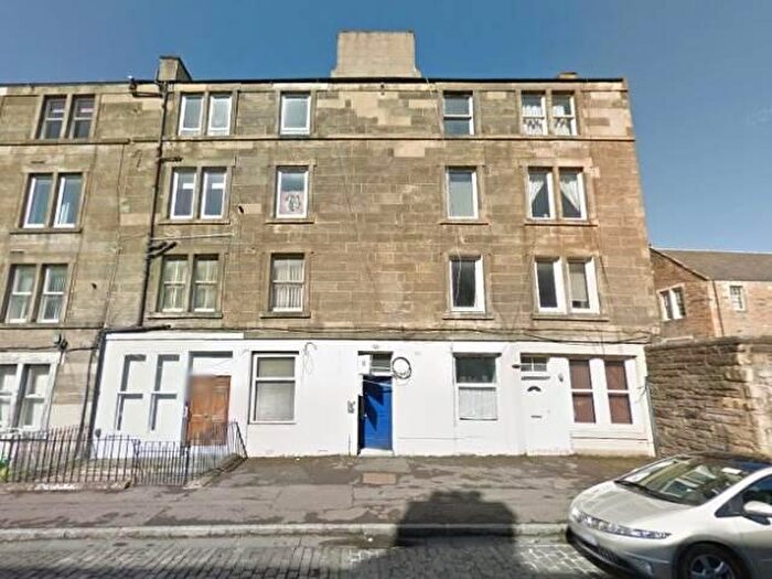 1 Bedroom Flat To Rent In Springwell Place, Dalry, Edinburgh, EH11