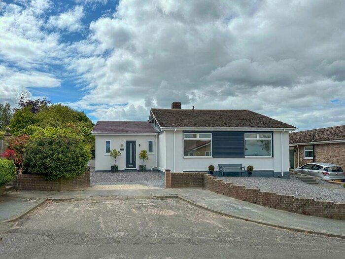 3 Bedroom Detached Bungalow For Sale In Clare Lea, Hedley, Stocksfield, NE43