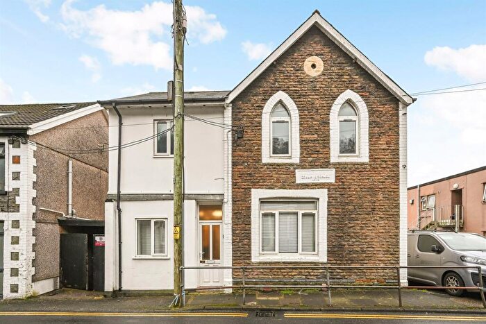 1 Bedroom House To Rent In Wood Road, Pontypridd, CF37