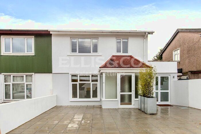 1 Bedroom Flat To Rent In Wallcote Avenue, London, NW2