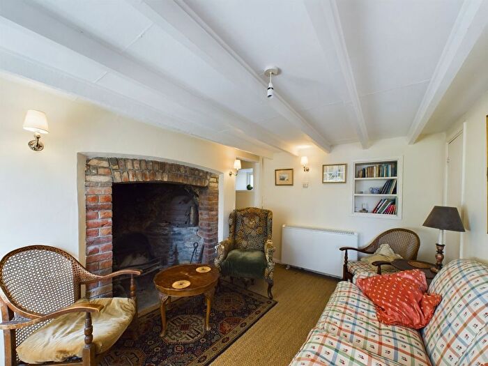 2 Bedroom End Of Terrace House For Sale In The Row, Veryan Green, Truro, Cornwall, TR2
