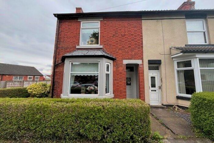 3 Bedroom End Of Terrace House To Rent In Kirkby-In-Ashfield, Nottingham, NG17