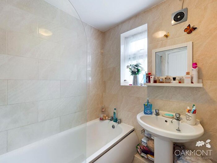 1 Bedroom Maisonette To Rent In King Edward Road, Basildon, SS15