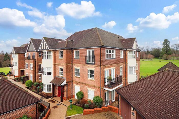 3 Bedroom Retirement Property For Sale In Tudor Court, Liphook, Hampshire, GU30