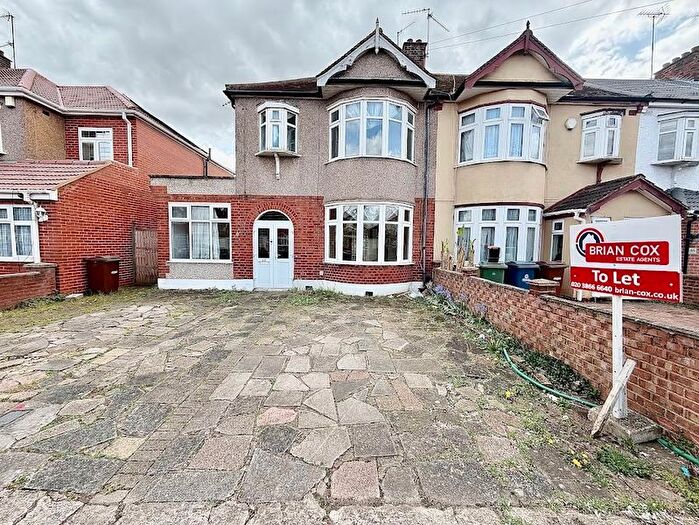 4 Bedroom Semi Detached House To Rent In Blenheim Road, Harrow, HA2