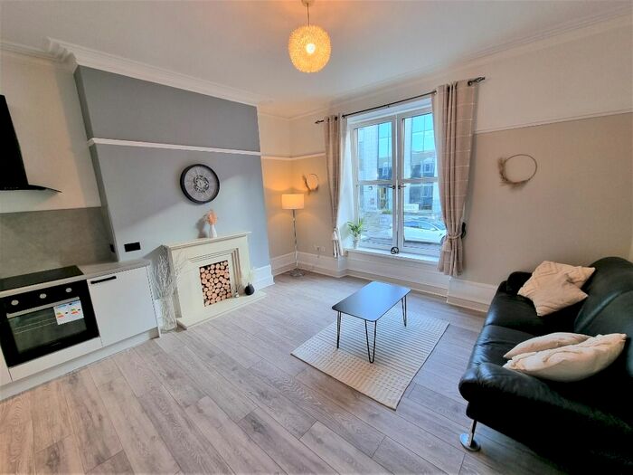 1 Bedroom Flat To Rent In Union Grove, City Centre, Aberdeen, AB10