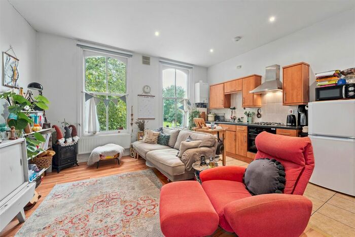 1 Bedroom Flat To Rent In New Park Road, London, SW2