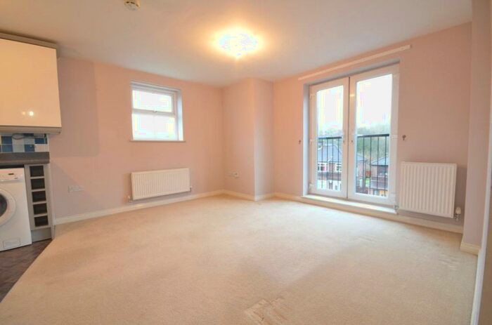 2 Bedroom Apartment To Rent In Hawkins Close, Blackley, Manchester, M9