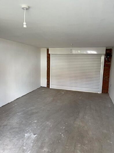 Garage / Parking To Rent In London, TW4