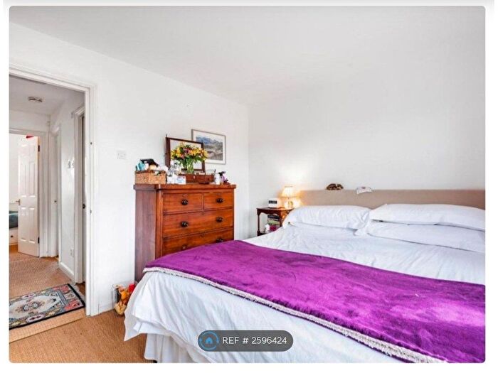 3 Bedroom Terraced House To Rent In Ashmore Close, London, SE15