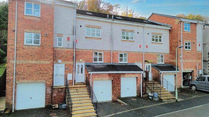 3 Bedroom Terraced House For Sale In Meadow Brook, Tavistock, PL19