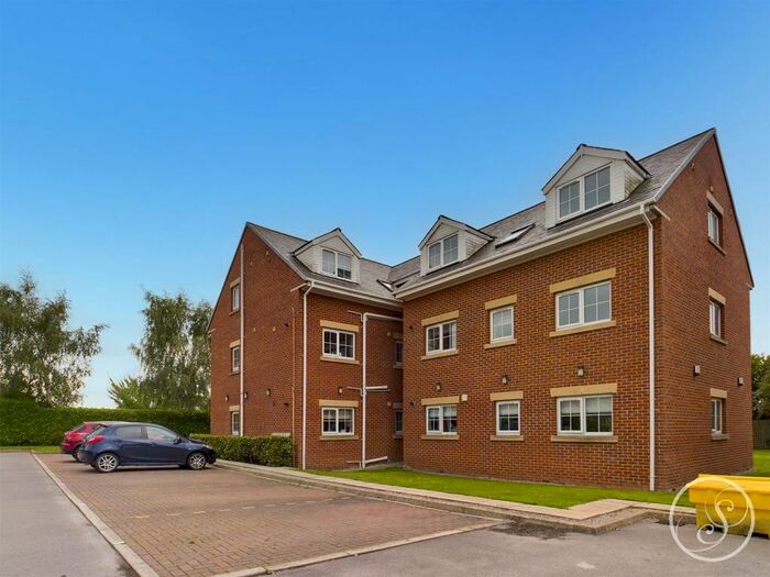 2 Bedroom Flat To Rent In The Gateway, Rothwell, Leeds, LS26