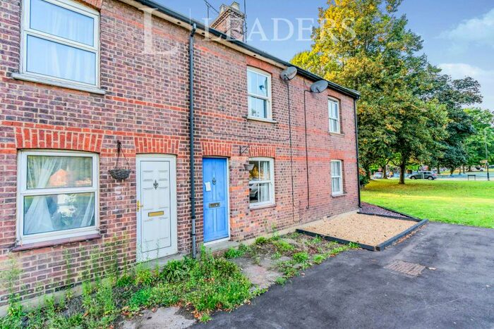 2 Bedroom Terraced House To Rent In St Albans Road, AL5