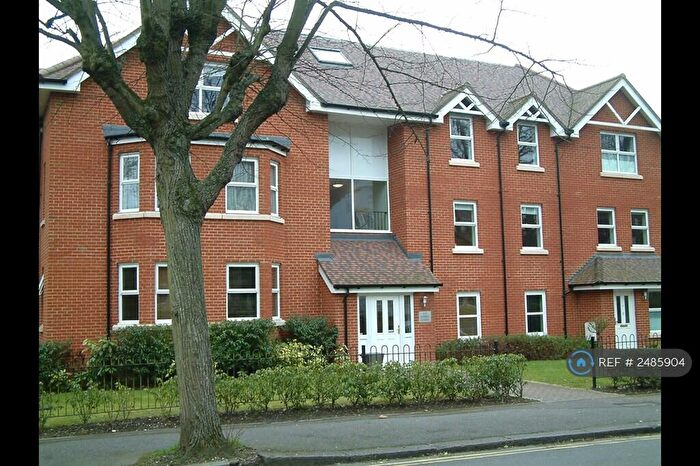 2 Bedroom Flat To Rent In Stanley Road, Sutton, SM2