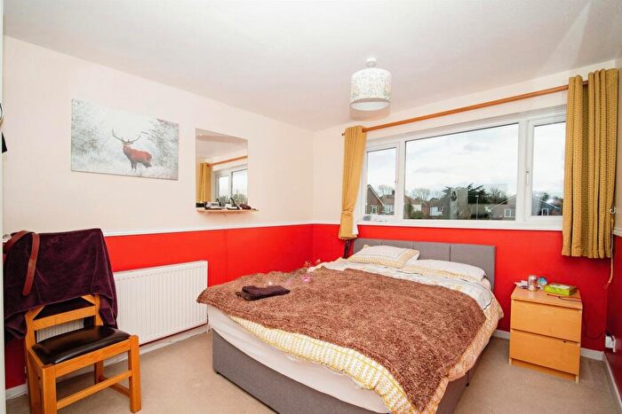 4 Bedroom Detached House For Sale In Stoborough Close, Weymouth, DT3