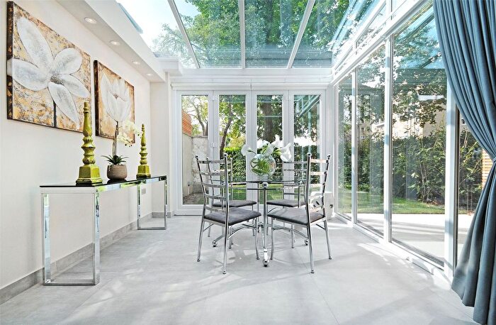 4 Bedroom End Of Terrace House To Rent In St. John's Wood Park, St. John's Wood, NW8