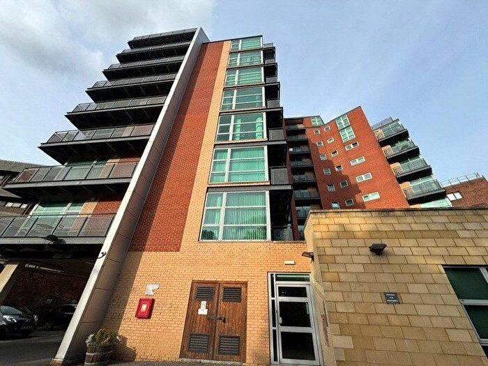 2 Bedroom Flat For Sale In Great George Street, Leeds, West Yorkshire, LS1