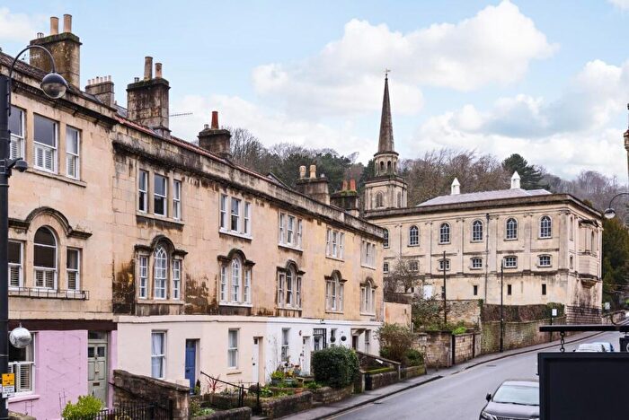 2 Bedroom Flat To Rent In Walcot Street, Bath, BA1