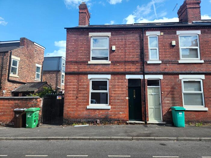 2 Bedroom End Of Terrace House To Rent In Watkin Street, Nottingham, Nottinghamshire, NG3