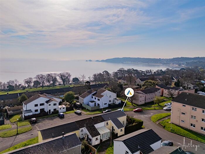 3 Bedroom Semi Detached House For Sale In Baywood Avenue, West Cross, Swansea, SA3