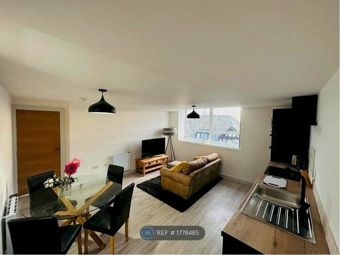 1 Bedroom Flat To Rent In West Bars House, Chesterfield, S40