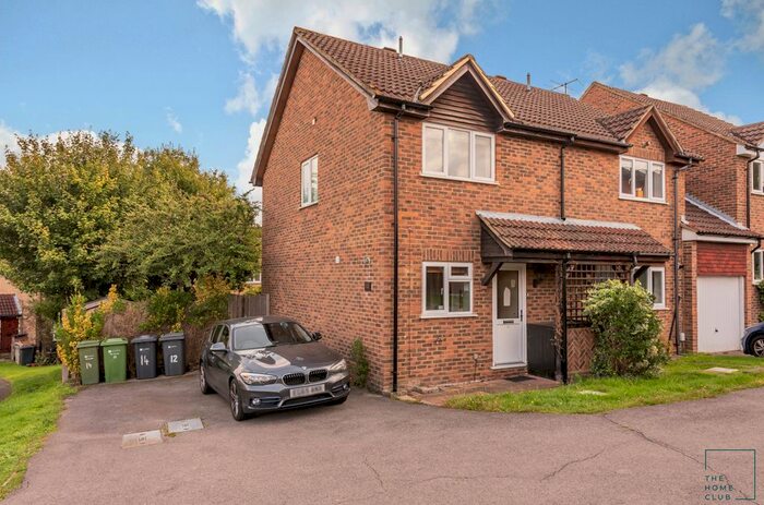2 Bedroom End Of Terrace House To Rent In Tychbourne Drive, Guildford, GU4