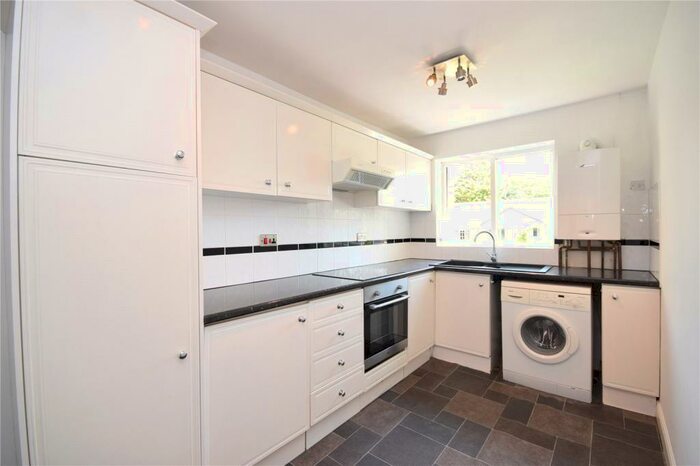 2 Bedroom Apartment To Rent In Walkers Row, Yeadon, Leeds, LS19