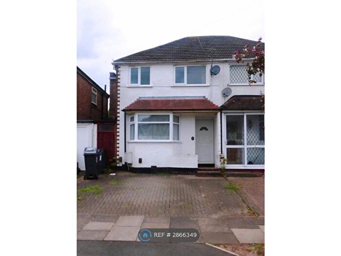 3 Bedroom Semi Detached House To Rent In Cavandale Avenue, Birmingham, B44
