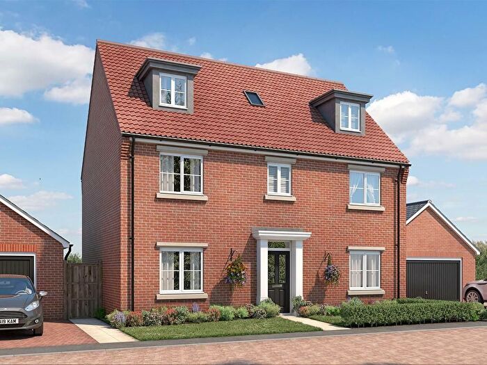 5 Bedroom Detached House For Sale In London Road, Wymondham, NR18