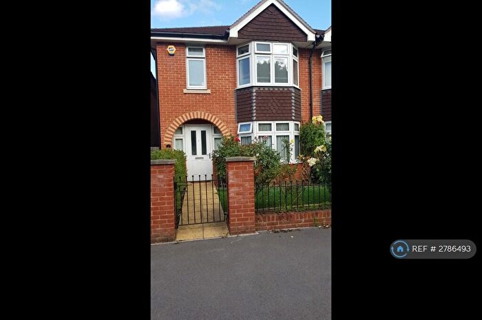 3 Bedroom Semi Detached House To Rent In Tinning Way, Eastleigh, SO50