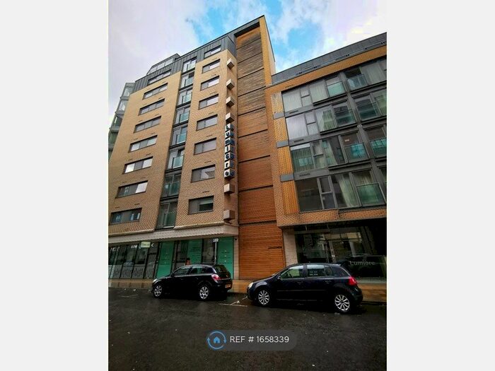 2 Bedroom Flat To Rent In Lumiere Building, Manchester, M15