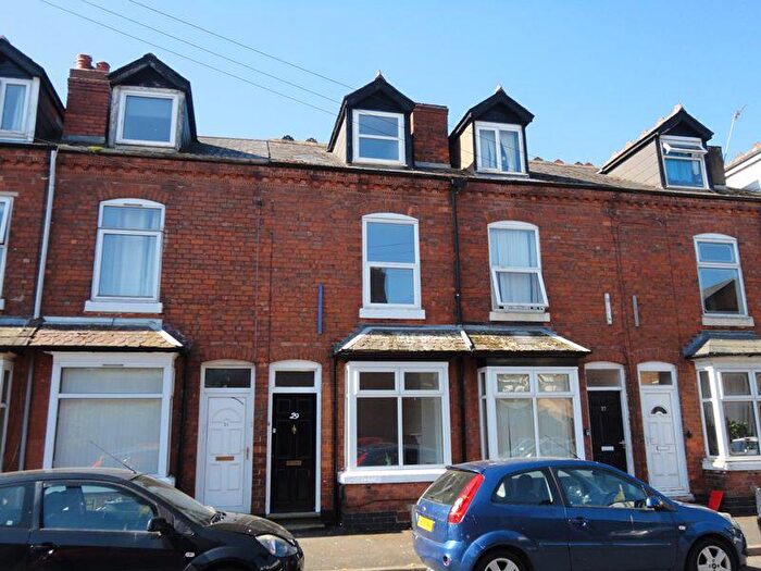 3 Bedroom Terraced House To Rent In Daisy Road, Edgbaston., B16