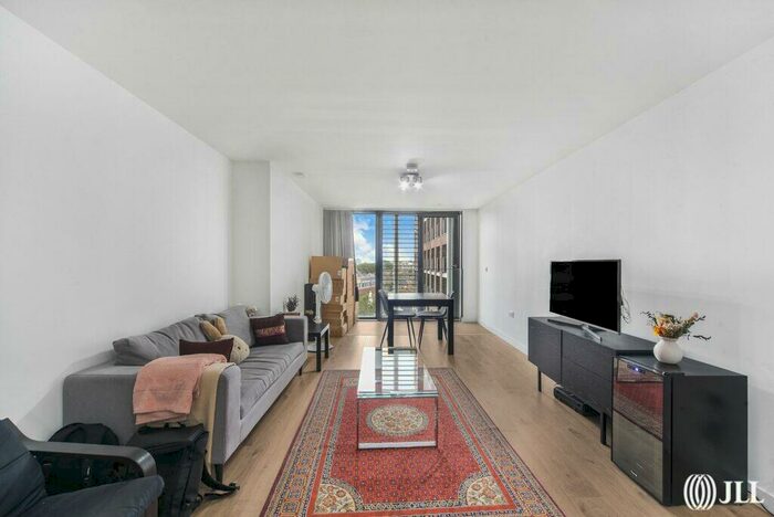 1 Bedroom Flat To Rent In Great Eastern Road London, E15