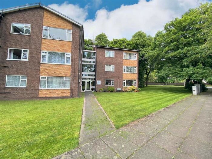 2 Bedroom Flat To Rent In Menlove Court, Menlove Avenue, Liverpool, L18