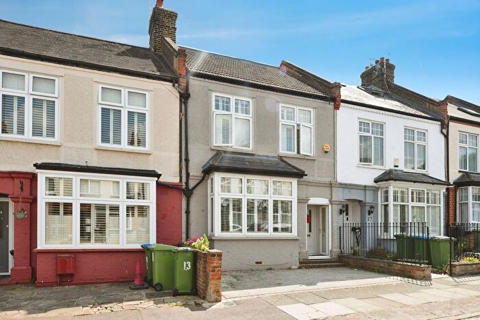 4 Bedroom Terraced House For Sale In Halons Road, London, SE9