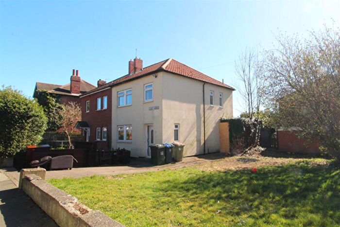 3 Bedroom Semi-Detached House For Sale In Juliet Avenue, North Shields, NE29