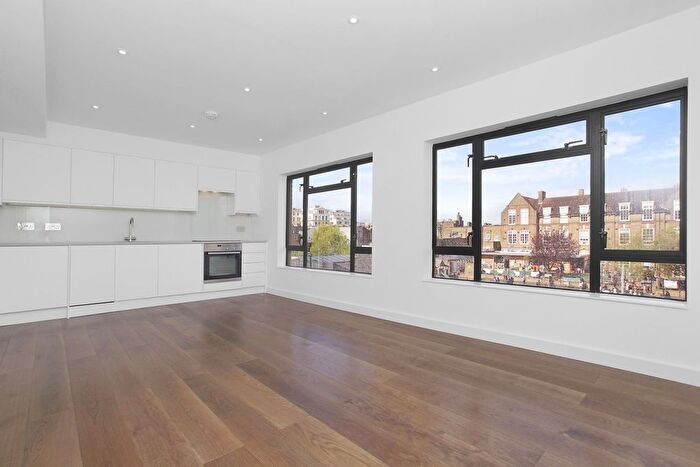 1 Bedroom Flat To Rent In Holloway Road, London, N7