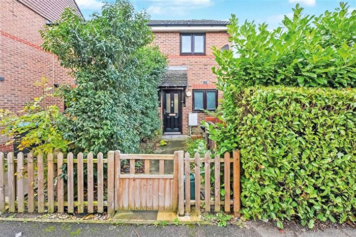 2 Bedroom End Terrace House For Sale In Campbell Close, Harlow, CM17