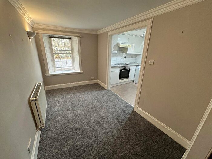 2 Bedroom Cottage To Rent In Howgate, Penicuik, Midlothian, EH26