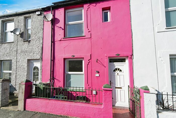 2 Bedroom Terraced House To Rent In Caernarfon Road, Y Felinheli, LL56