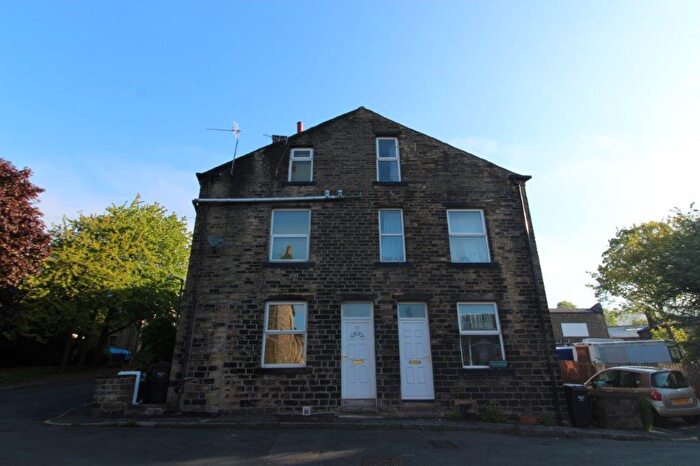 1 Bedroom Terraced House To Rent In Aspinall Street, Mytholmroyd, Hebden Bridge, HX7