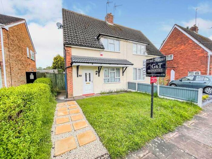 2 Bedroom Semi-Detached House To Rent In Russells Hall Road, Dudley, DY1