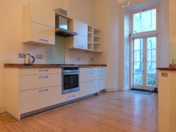2 Bedroom Flat To Rent In Perth Street, New Town, Edinburgh, EH3