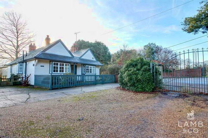 2 Bedroom Detached Bungalow To Rent In Crow Lane, Tendring, , CO16