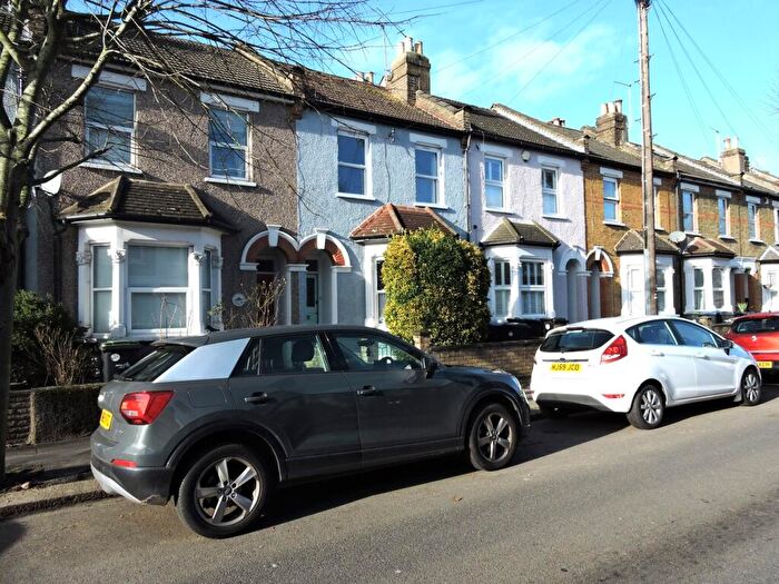 3 Bedroom Terraced House For Sale In Falmer Road, Enfield Town, EN1