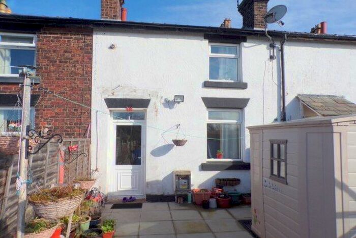 2 Bedroom Property To Rent In Railway Cottages, Ellesmere Port, CH66