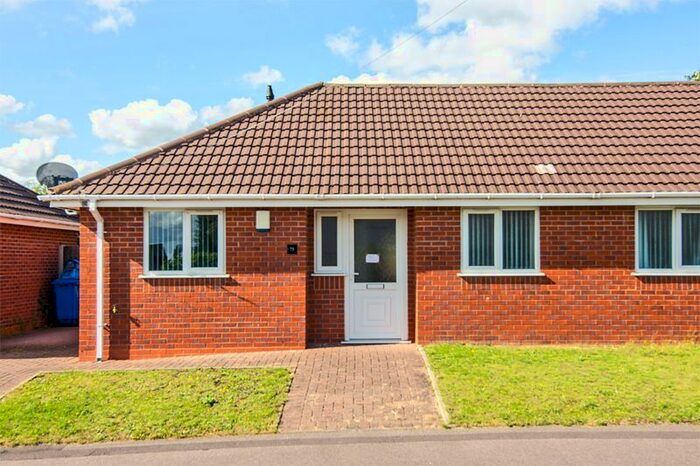 1 Bedroom Semi-Detached Bungalow To Rent In Baker Street, Chasetown, Burntwood, WS7