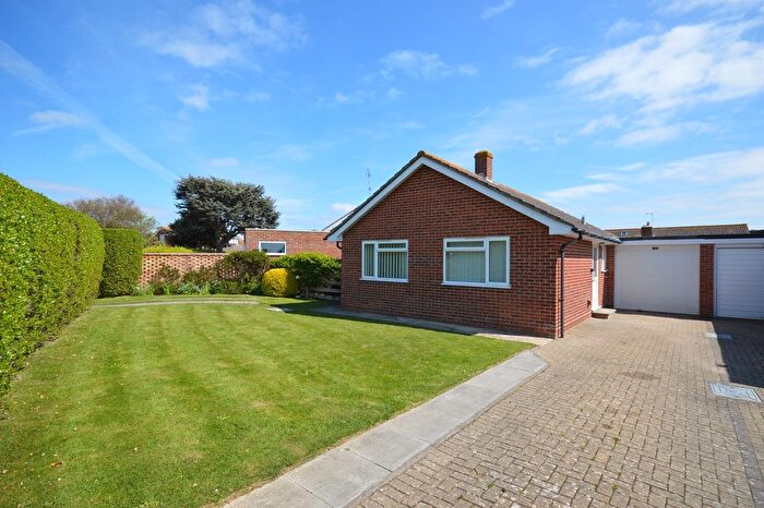 2 Bedroom Detached Bungalow To Rent In Park Crescent, Selsey, Chichester, West Sussex, PO20