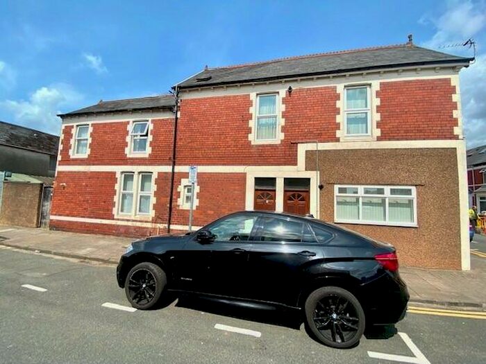 1 Bedroom Flat To Rent In Brithdir Street, Cardiff, CF24